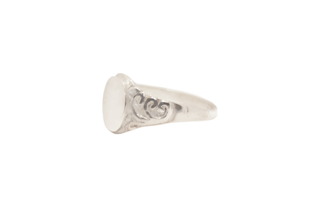 One-of-One Custom Signet Ring | Sustainable & Ethical Jewelry | Handmade